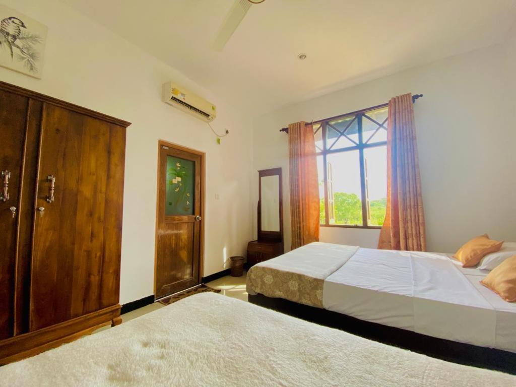 Elephant Safari Lodge Sigiriya Junction هاباران المظهر الخارجي الصورة