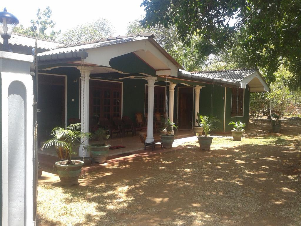 Elephant Safari Lodge Sigiriya Junction هاباران المظهر الخارجي الصورة